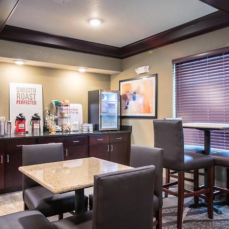 Cobblestone Inn & Suites - Pine Bluffs מראה חיצוני תמונה