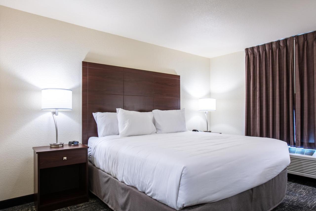 Cobblestone Inn & Suites - Pine Bluffs מראה חיצוני תמונה